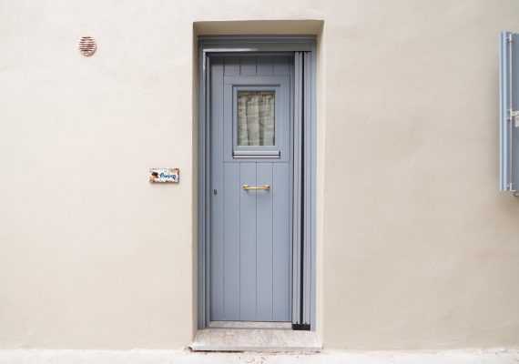 Thaumas Luxury Suite with Sea & Pool View