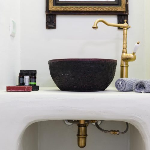 Thaumas Luxury Suite with Sea & Pool View