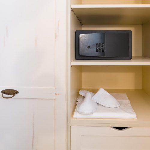 Iris Junior Suite with Private Sea View Balcony