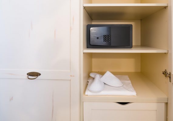 Iris Junior Suite with Private Sea View Balcony