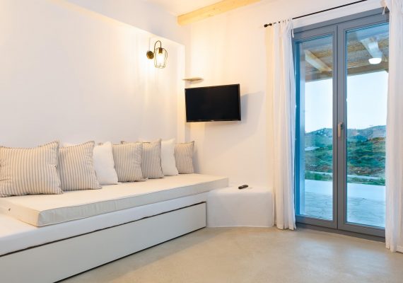 Electra Deluxe Suite with Sea & Pool View